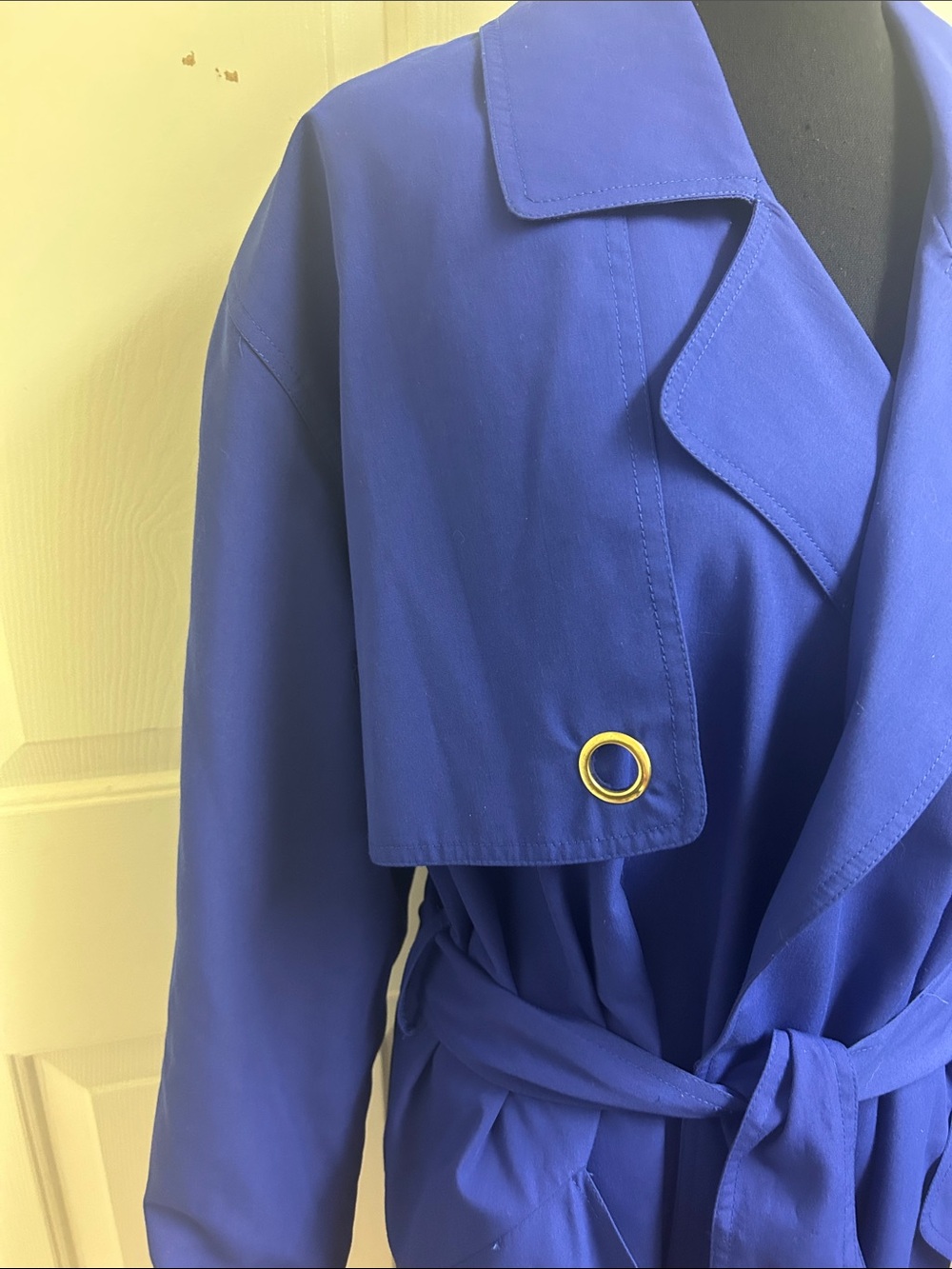 JH Collectibles vintage royal blue short trench coat jacket, Size 8 - Picture 2 of 9
